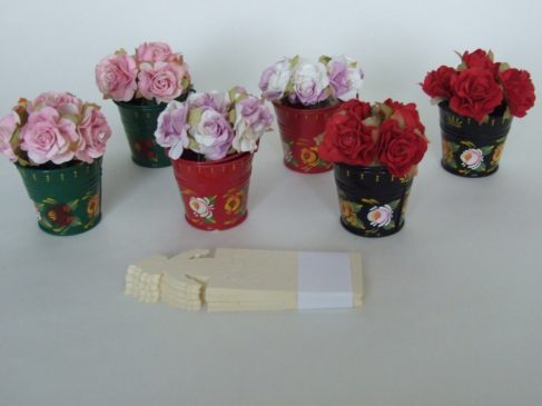 Set of six place settings